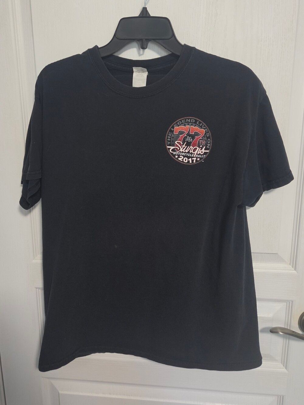 Sturgis Motorcycle RallyT-Shirt Black 77th 2017 Black Hills Rally Men’s Large
